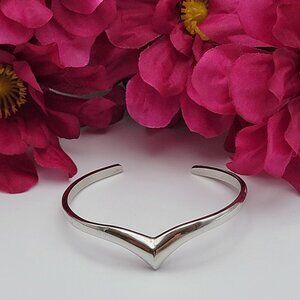 Vintage Signed AVON Silver Tone V Cuff Bracelet 6.75 Inch